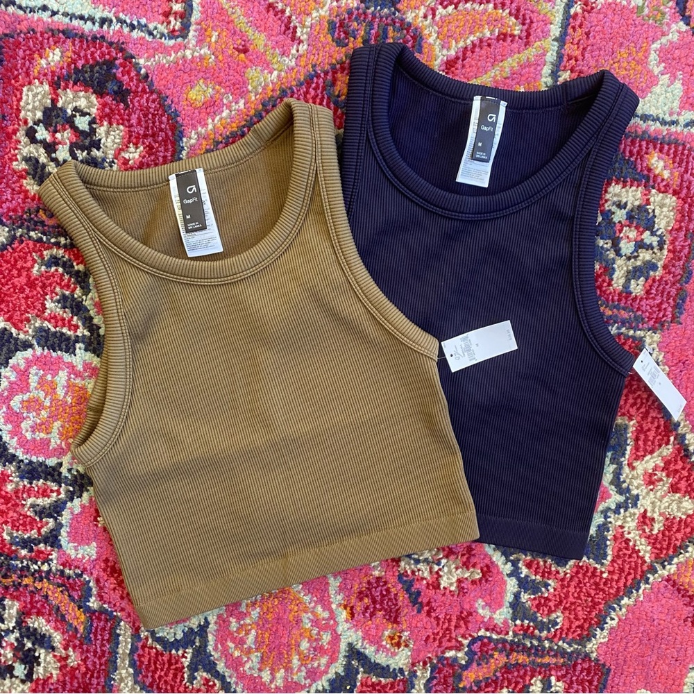 Gapfit Athletic Crop Tank Set- Size M